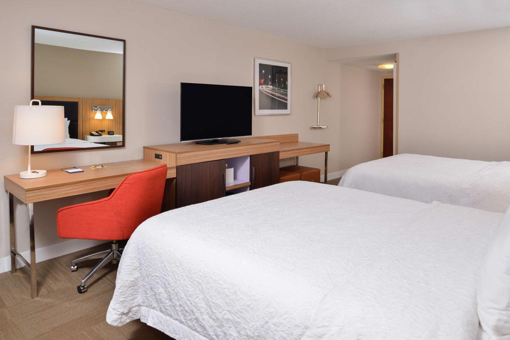 Hampton Inn Greensboro East / Mcleansville Экстерьер фото